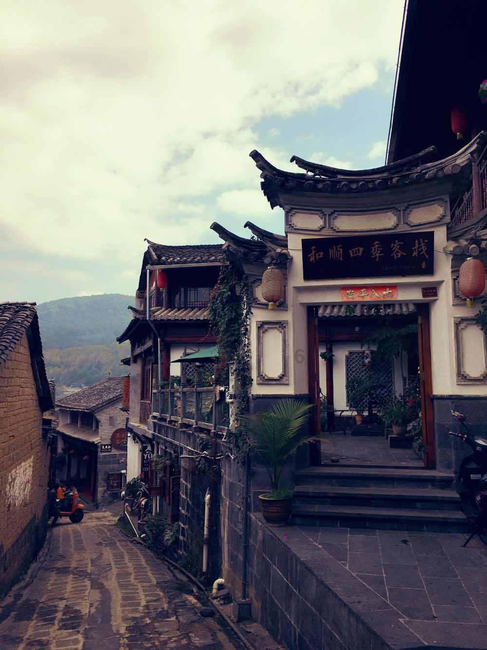 卡通小车找不同
